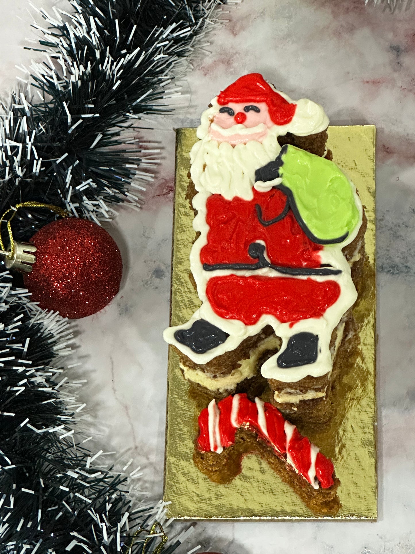Carrot Cake - Santa